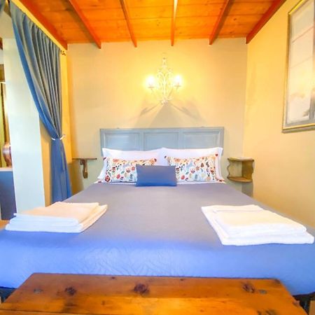 Ca' Tomassino Holiday Apartments อูร์บีโน ภายนอก รูปภาพ