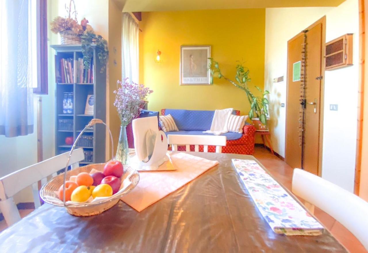 Ca' Tomassino Holiday Apartments อูร์บีโน ภายนอก รูปภาพ