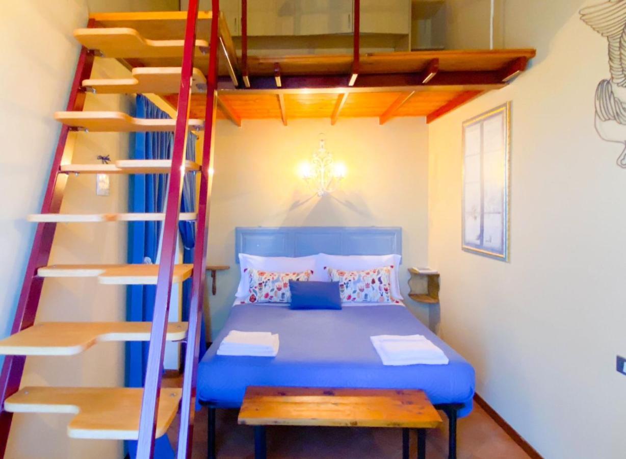 Ca' Tomassino Holiday Apartments อูร์บีโน ภายนอก รูปภาพ